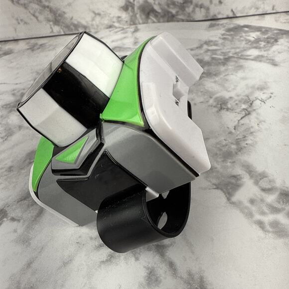 Ben 10 Omnitrix Watch Playmates 40+ Alien Phrases & SFX Season 3 Working/Tested - Picture 2 of 7